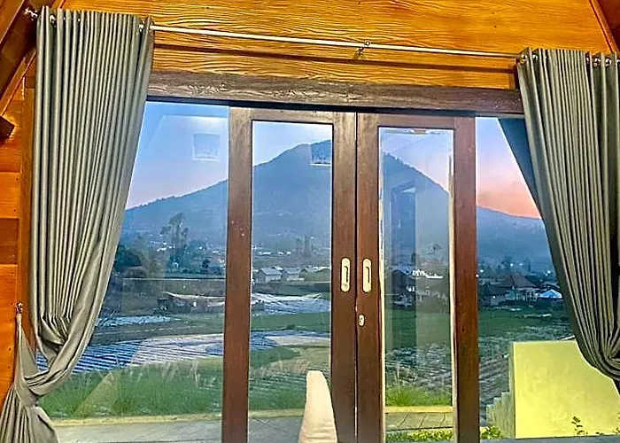 The Batur Elevation Herberg